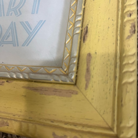 Rustic Farmhouse Frame // 4x6 // Yellow - Picture 2 of 5
